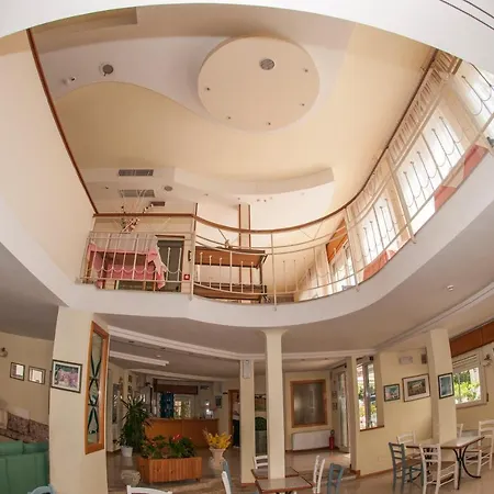 Hotell Rugantino 3*